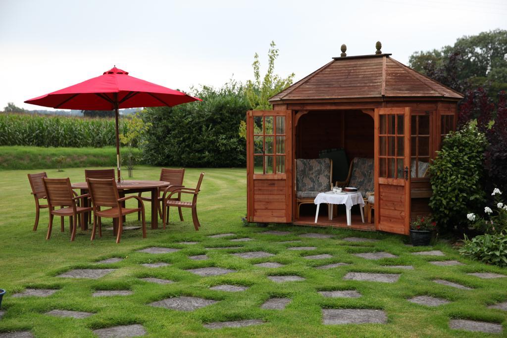 Weir Mill Farm Bed & Breakfast Cullompton Dış mekan fotoğraf