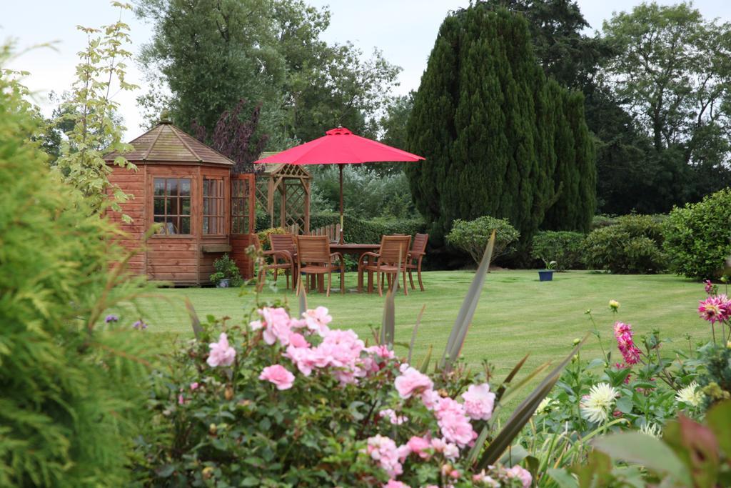 Weir Mill Farm Bed & Breakfast Cullompton Dış mekan fotoğraf